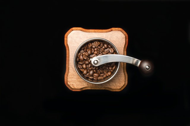 عیوبی قهوه و افاتی که میتواند به آن وارد شود