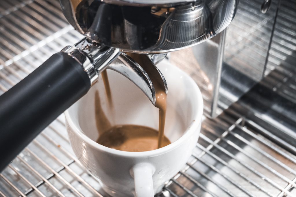 how-to-maintain-the-espresso-machine1